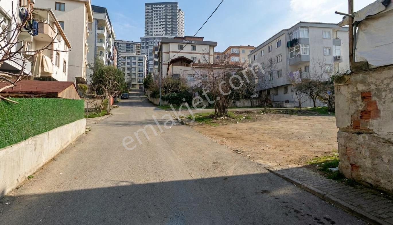 Remax Area'dan Kartal Yakacık'ta Konut İmarlı Arsa — fotoğraf 3