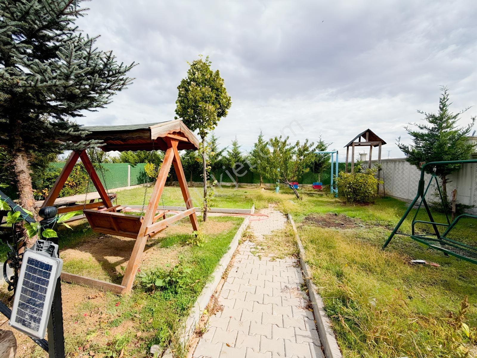 Pursaklar Sirkeli Merkezsite İçinde 500m Arsayla Muhteşem Taş Ev — fotoğraf 6
