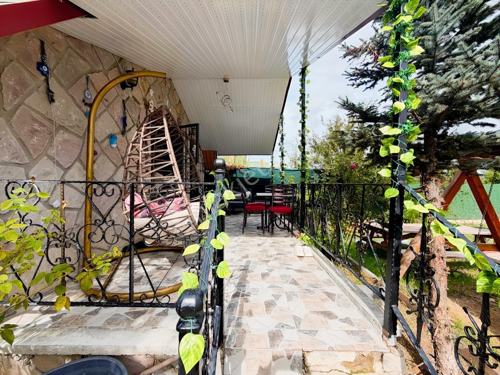 Pursaklar Sirkeli Merkezsite İçinde 500m Arsayla Muhteşem Taş Ev — fotoğraf 13