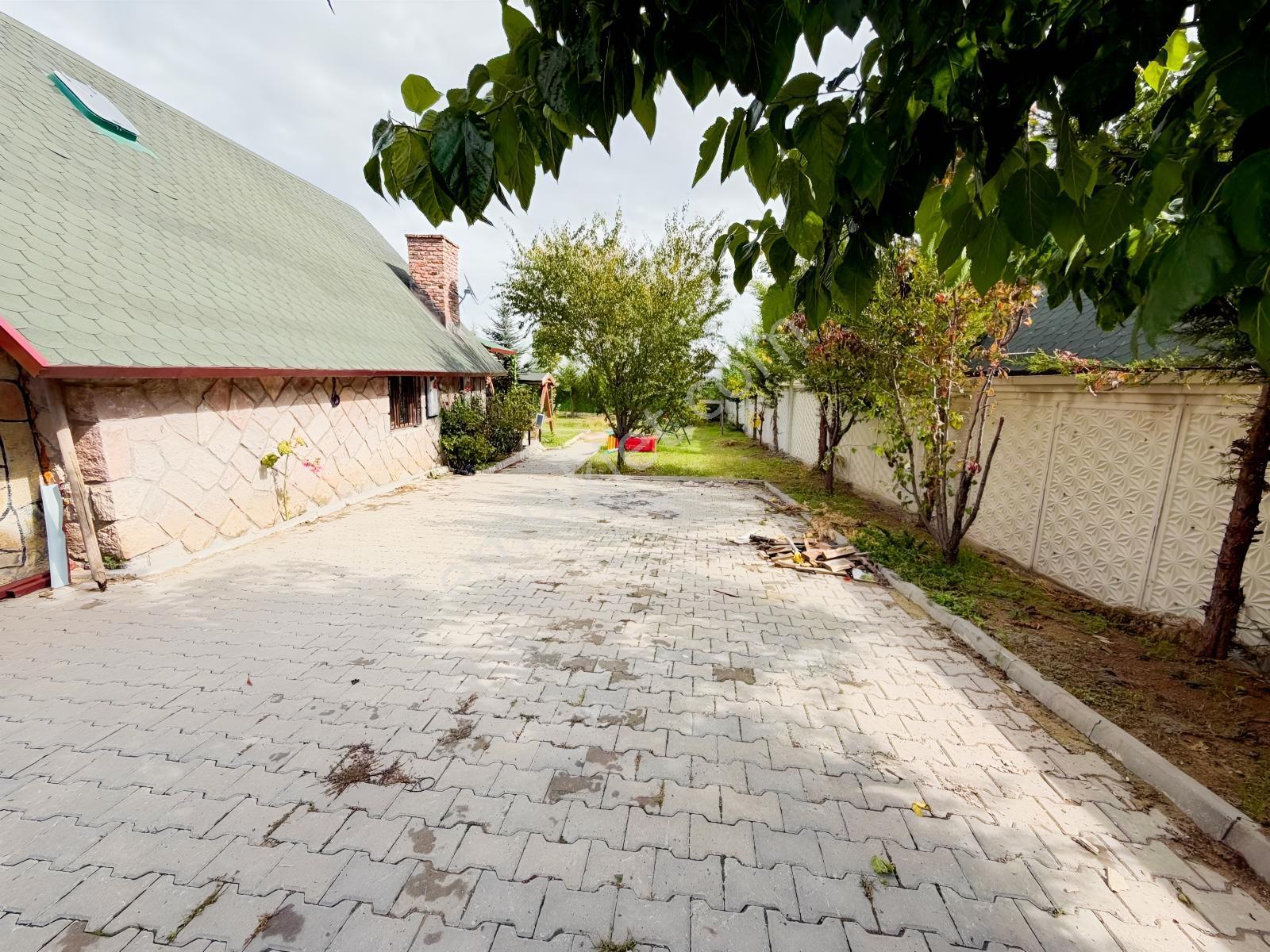Pursaklar Sirkeli Merkezsite İçinde 500m Arsayla Muhteşem Taş Ev — fotoğraf 30