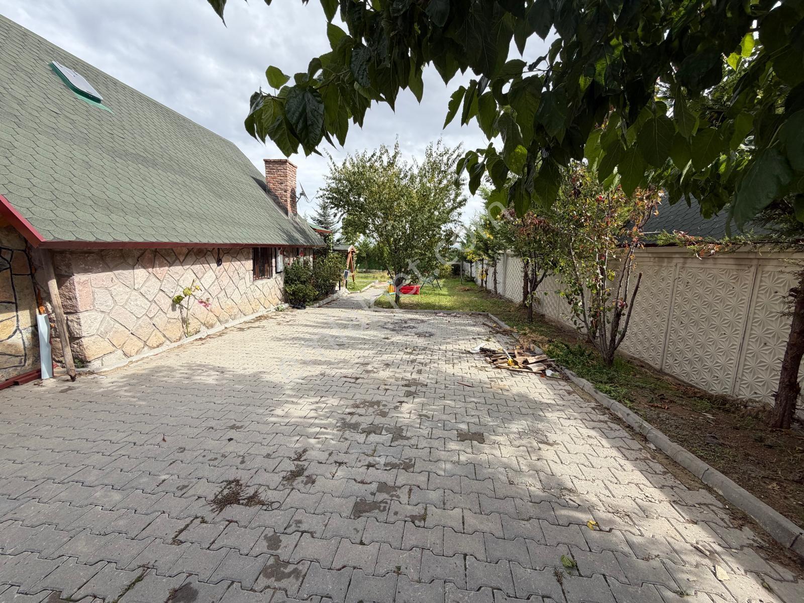 Pursaklar Sirkeli Merkezsite İçinde 500m Arsayla Muhteşem Taş Ev — fotoğraf 31