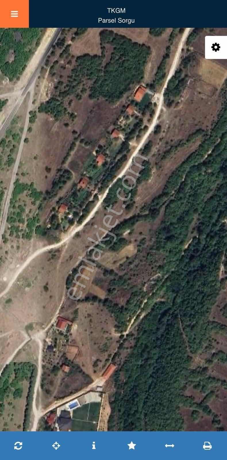 Mutlu Yaşam'dan Evrencik Mah Yolu Var Yapıların Yanı — fotoğraf 4