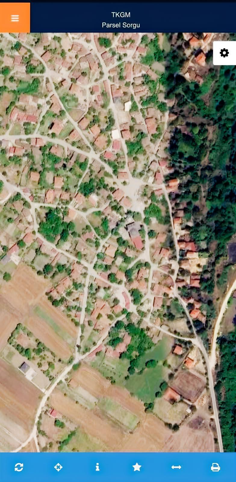 Mutlu Yaşam'dan Evrencik Mah Yolu Var Yapıların Yanı — fotoğraf 8