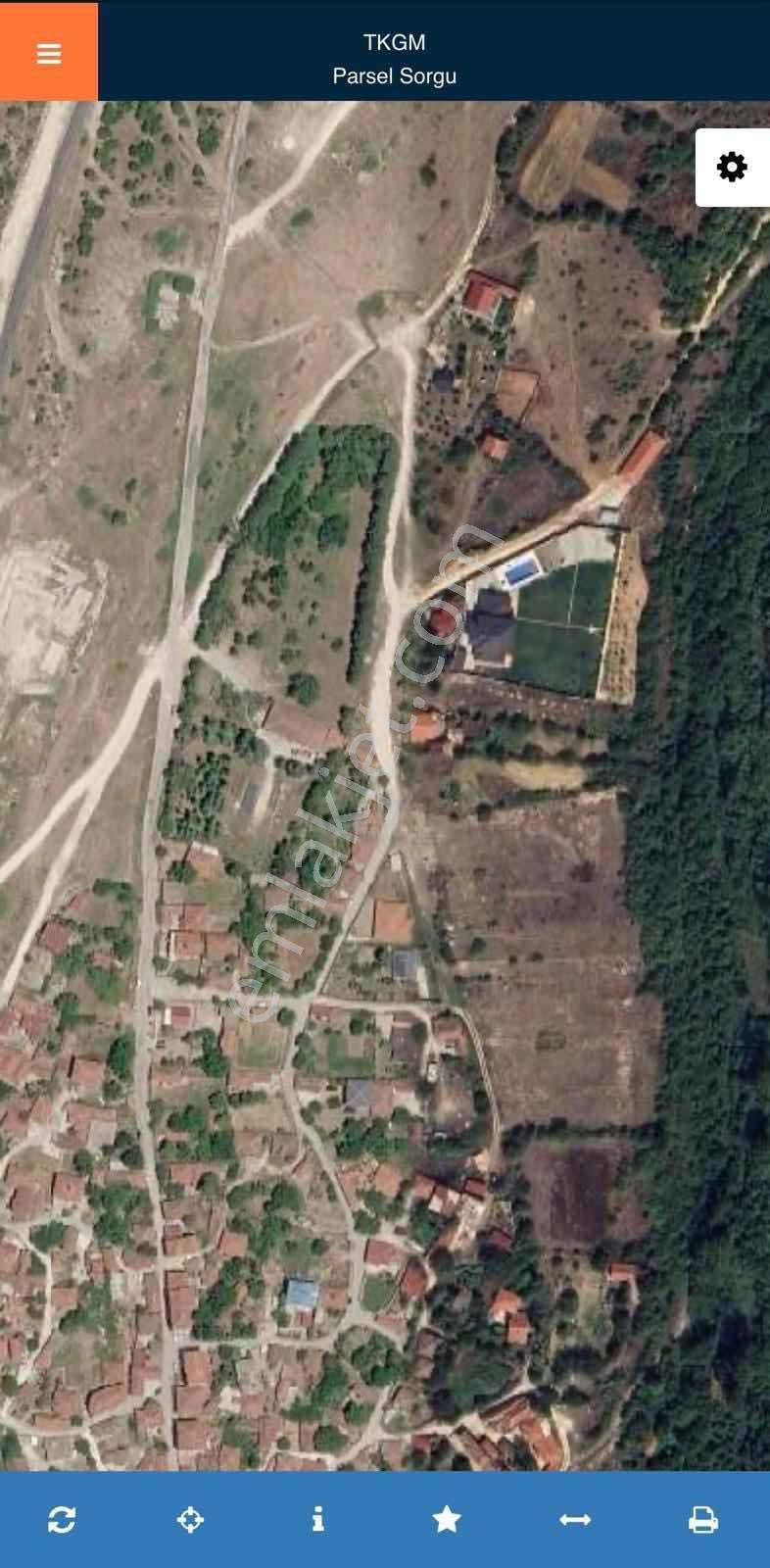 Mutlu Yaşam'dan Evrencik Mah Yolu Var Yapıların Yanı — fotoğraf 18