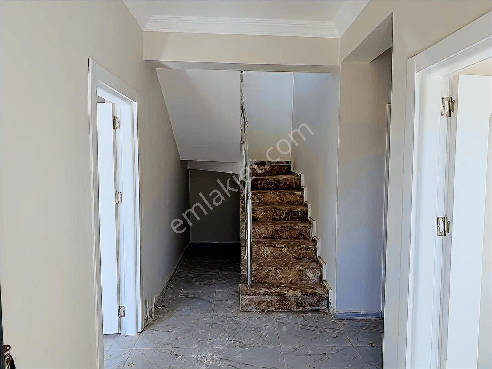 Van Mollakasımda Site İçi Lüks 4+1 Villa 500 M² Arsa — fotoğraf 9