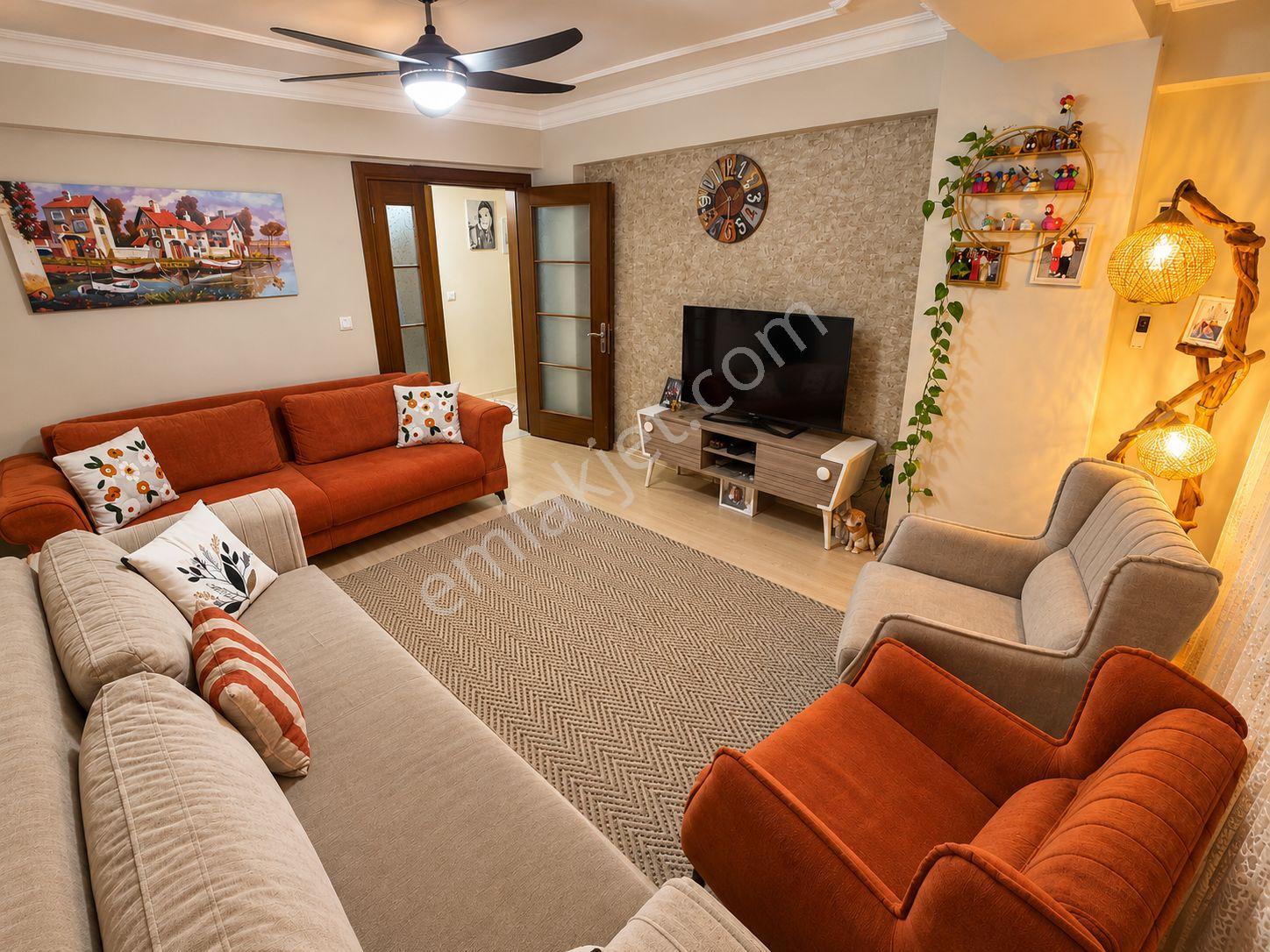 Buca Yaylacık Muhteşem Konumda 3+1 Satılık Daire — fotoğraf 4