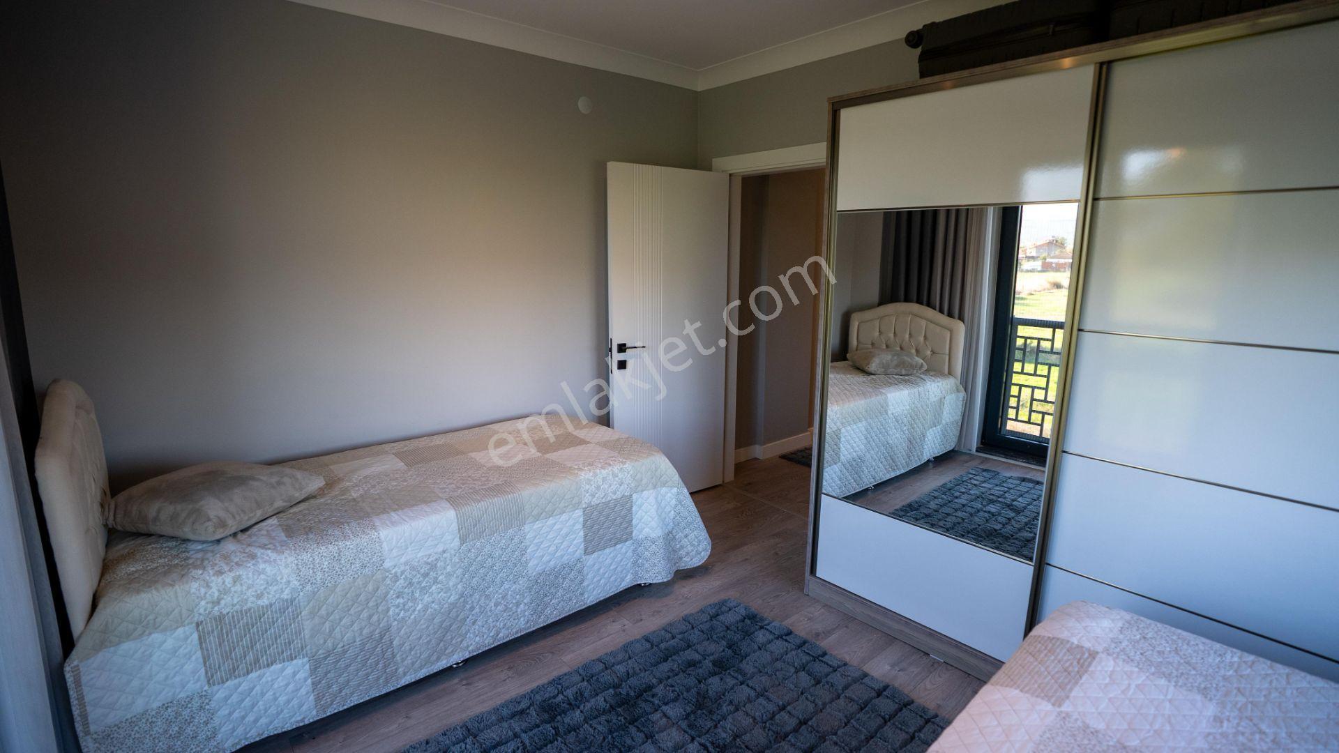 Biga Kalafat’ta 400 M² Arsa Üzerinde Gerçek Müstakil 4+1 Villa — fotoğraf 30