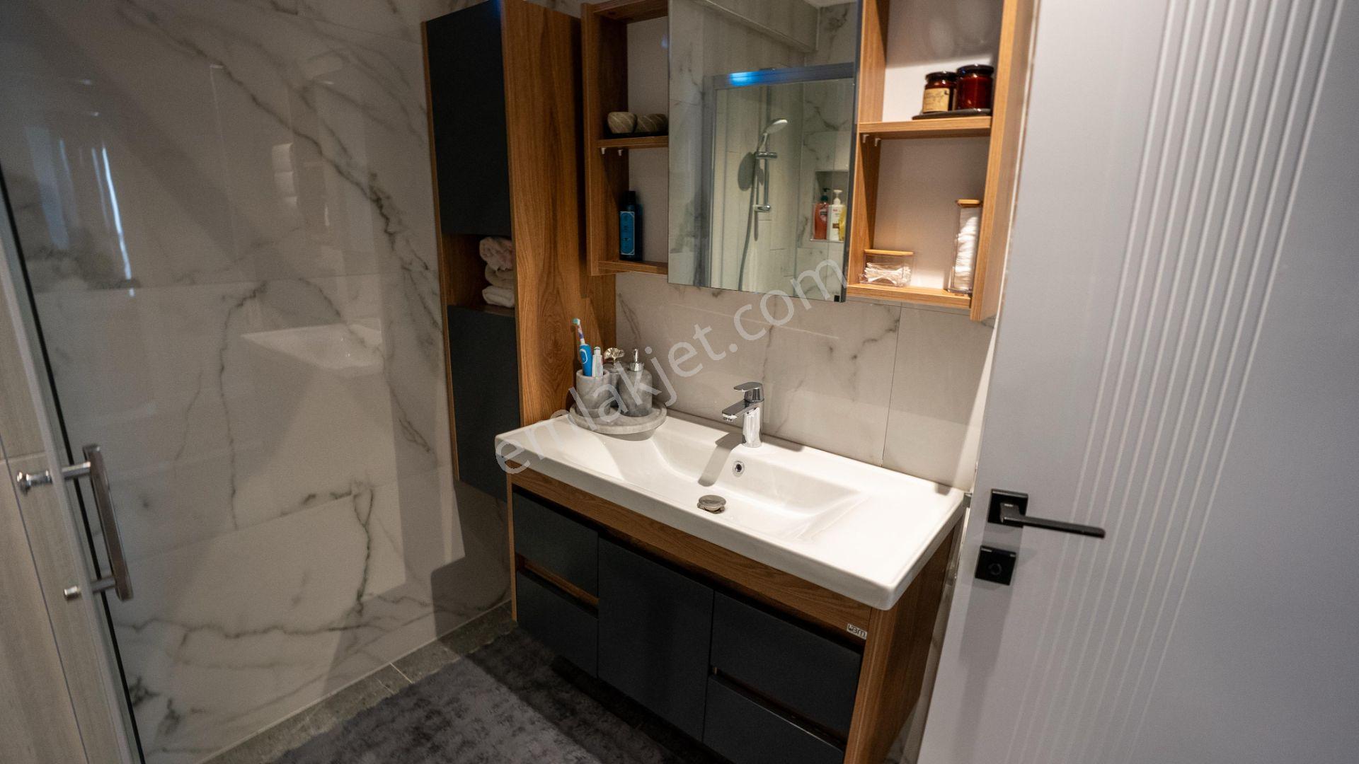 Biga Kalafat’ta 400 M² Arsa Üzerinde Gerçek Müstakil 4+1 Villa — fotoğraf 32