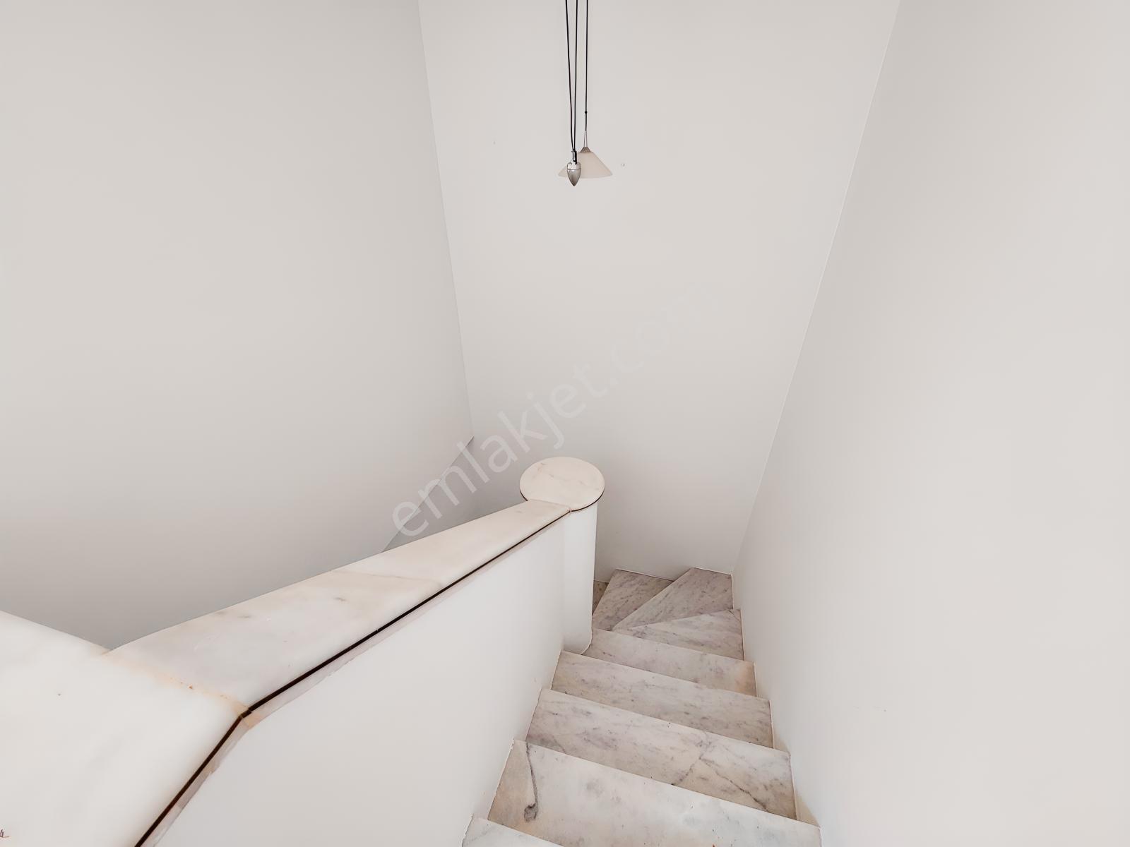 Ümitköy Defne Sitesinde Muhteşem Manzaralı Satılık Dubleks Daire — fotoğraf 19