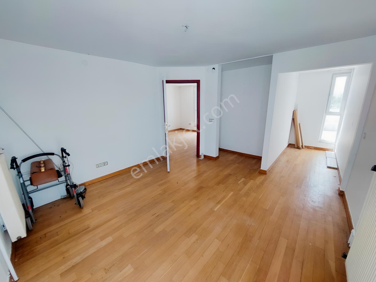 Ümitköy Defne Sitesinde Muhteşem Manzaralı Satılık Dubleks Daire — fotoğraf 21