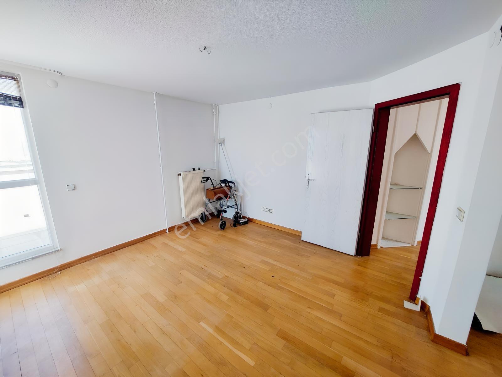Ümitköy Defne Sitesinde Muhteşem Manzaralı Satılık Dubleks Daire — fotoğraf 24