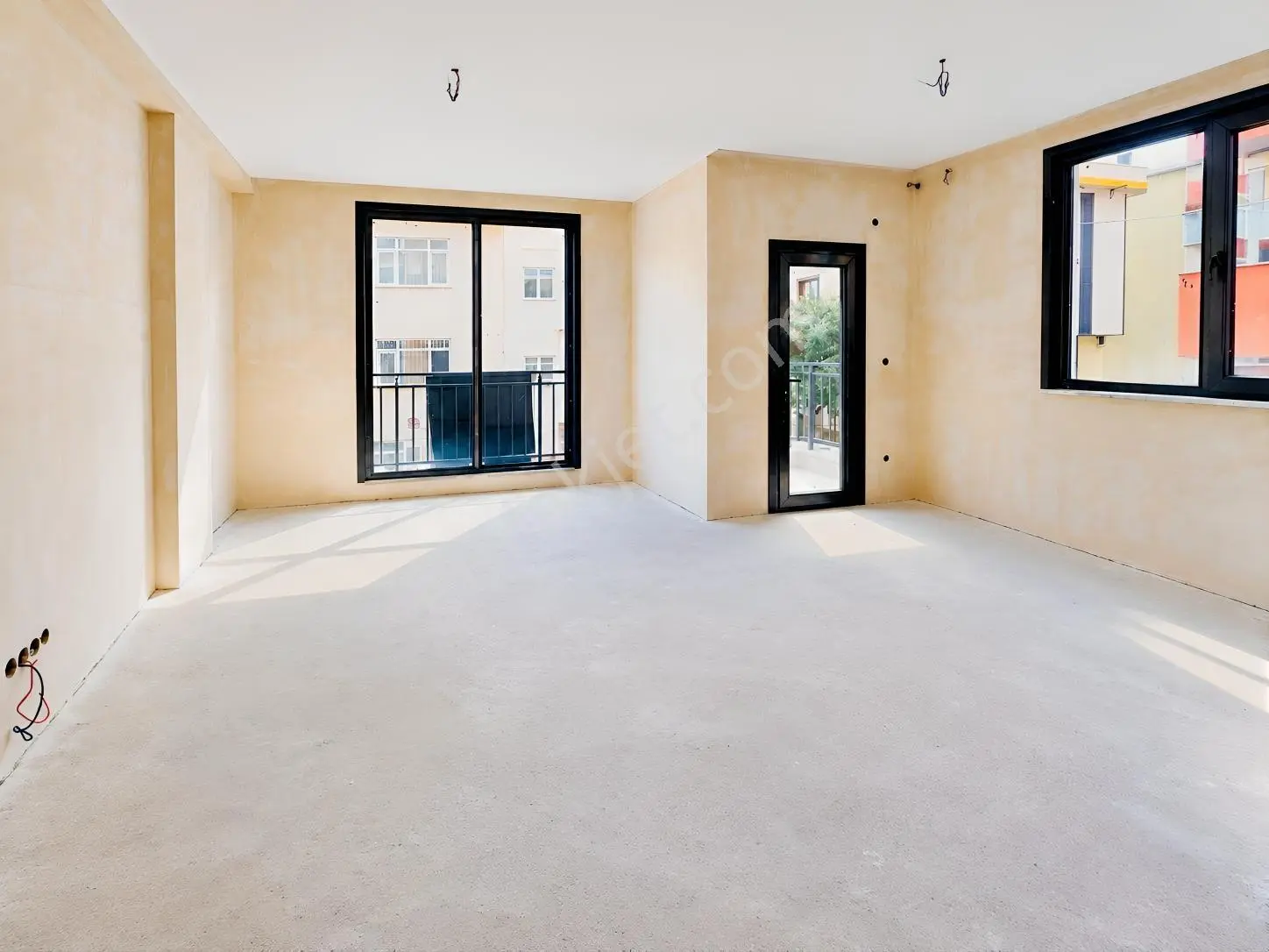 Ataşehir İçerenköyde Sıfır 3+1 | 90 M² Net | Ebv.banyolu — fotoğraf 2