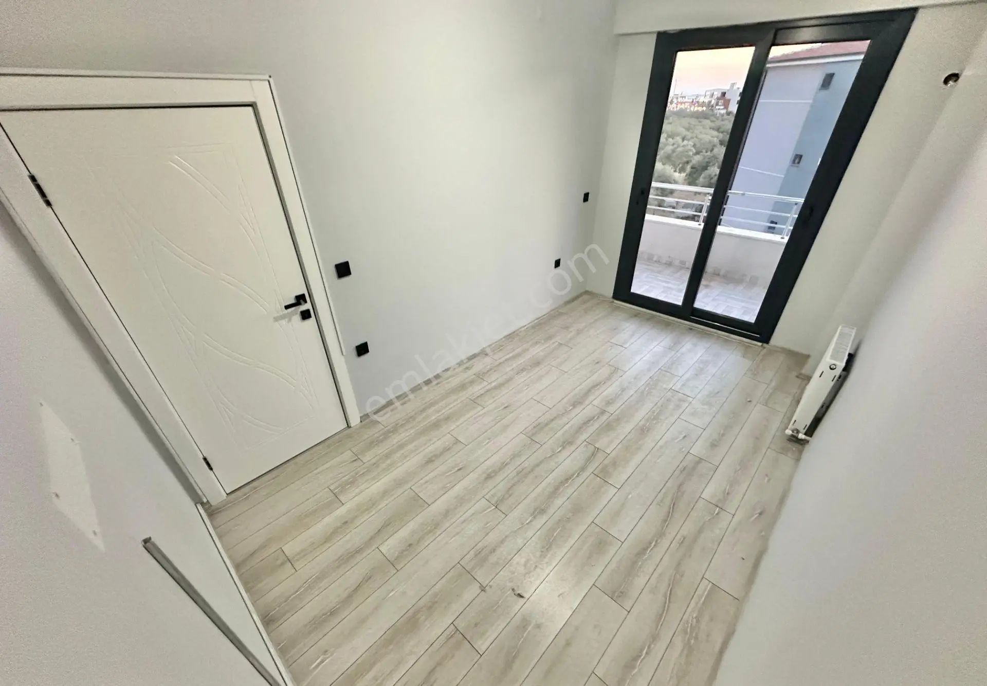 ꧁ay Emlaktan꧂akçay'da Kazdağları Eteklerinde Kapalı Manzaralı Teraslı Satılık 2+1 Yeni Dubleks Daire — fotoğraf 24