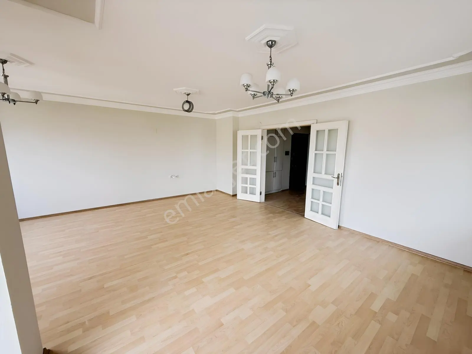 Konak Mahallesinde Satılık 290 M² Geniş 4+2 Dubleks Daire — fotoğraf 6