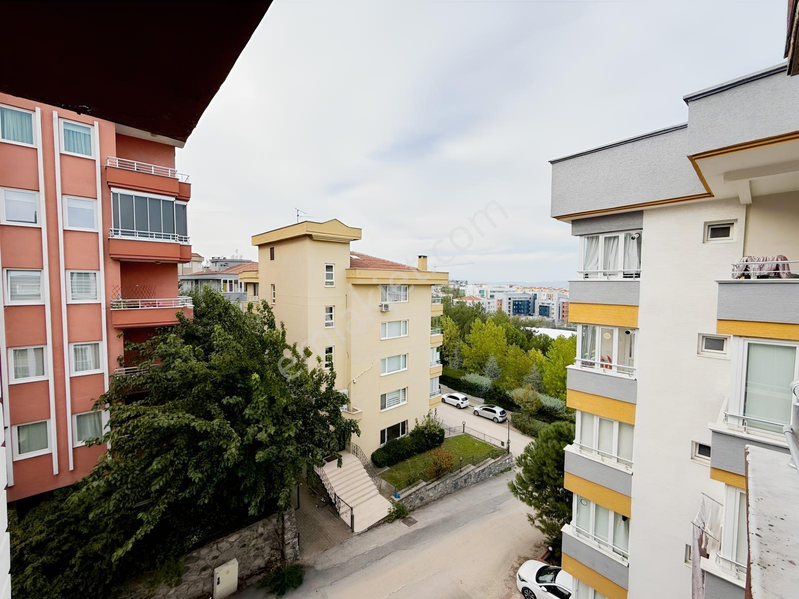 Konak Mahallesinde Satılık 290 M² Geniş 4+2 Dubleks Daire — fotoğraf 24