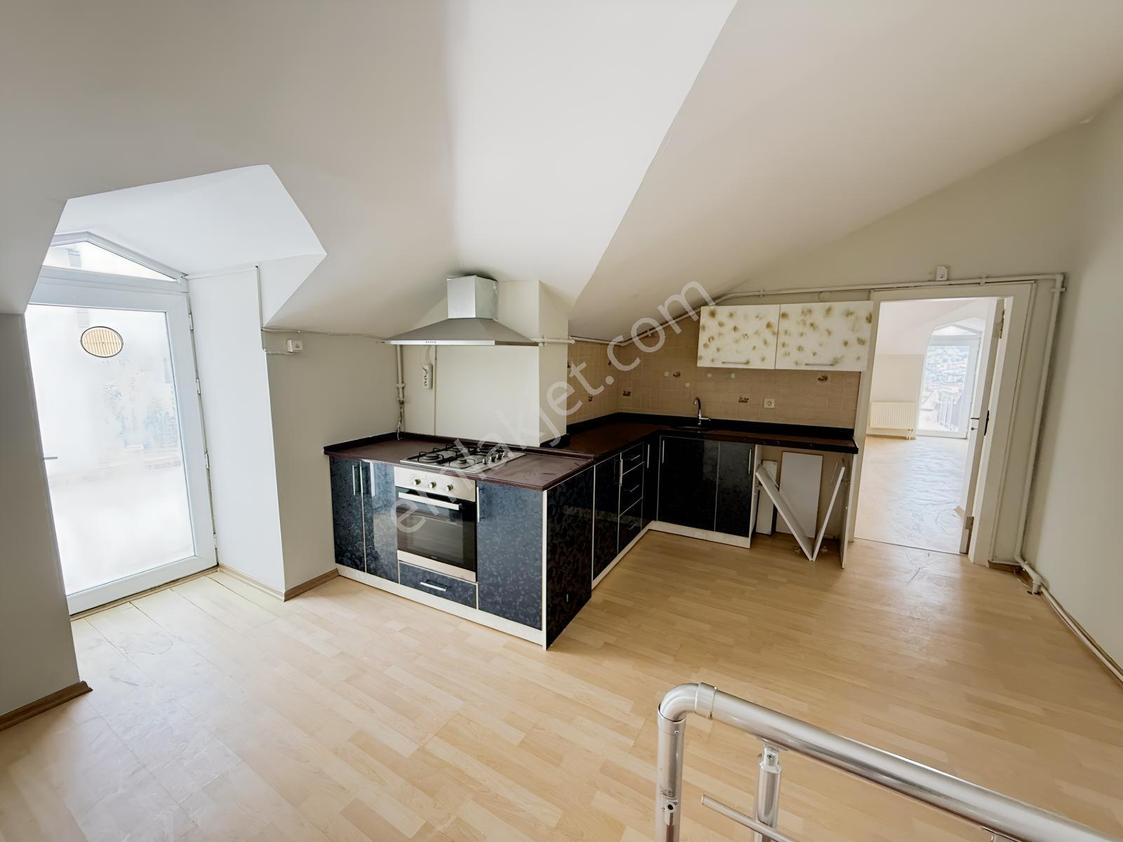 Konak Mahallesinde Satılık 290 M² Geniş 4+2 Dubleks Daire — fotoğraf 31