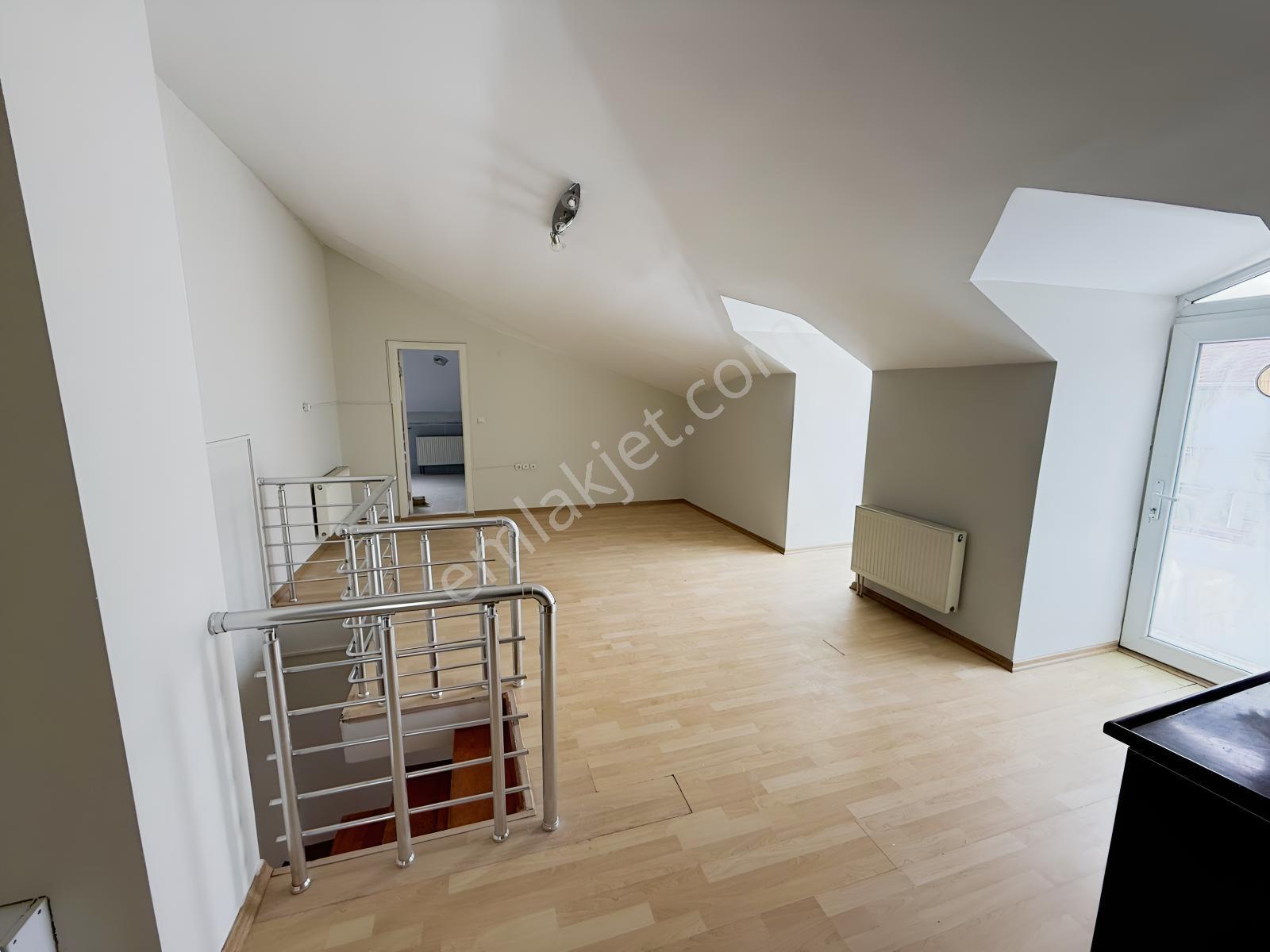 Konak Mahallesinde Satılık 290 M² Geniş 4+2 Dubleks Daire — fotoğraf 32