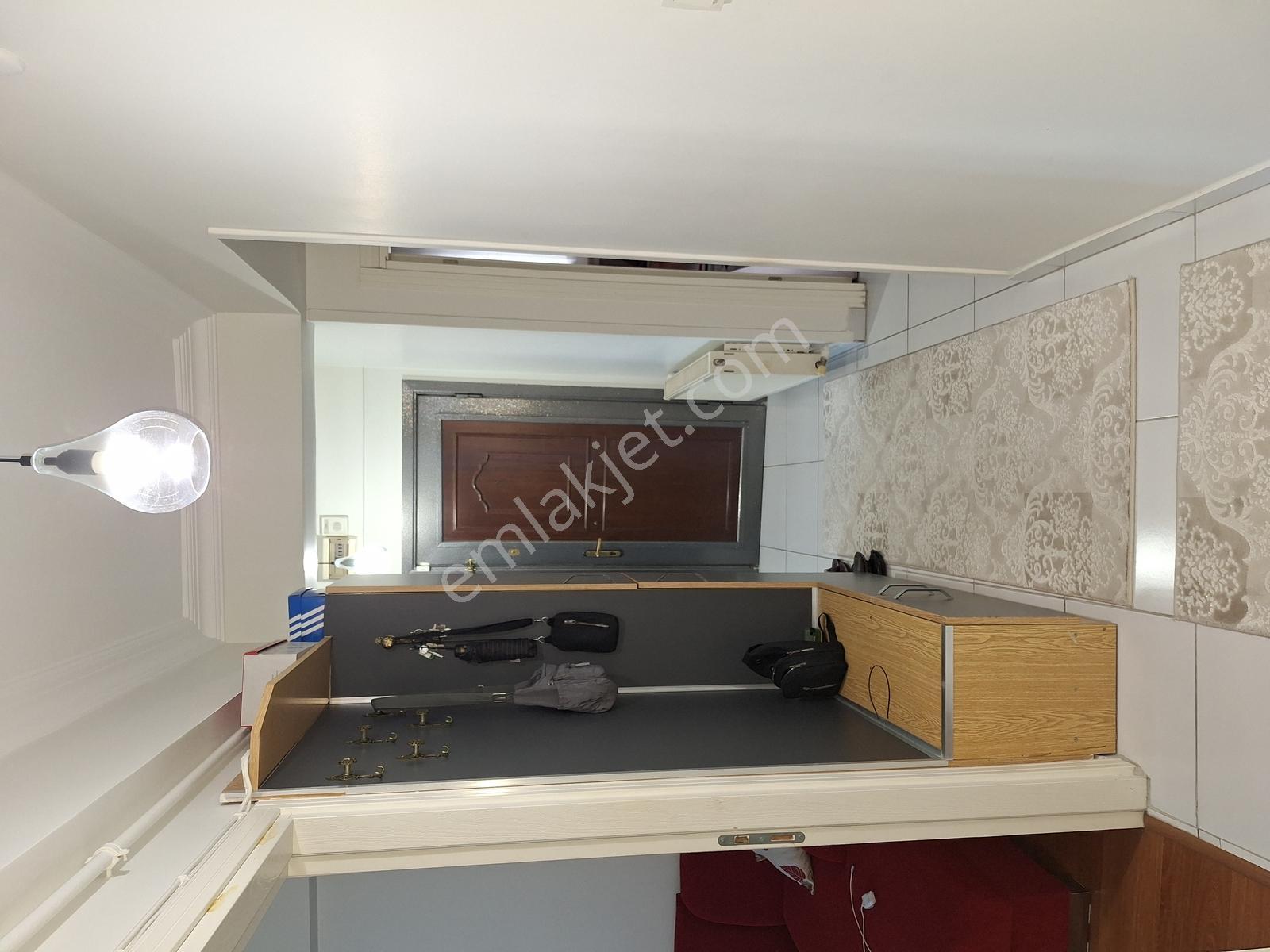Eyüp Pierre Loti Manzaralı,masrafsız Ara Kat 3+1 Daire Akkuzudan — fotoğraf 5