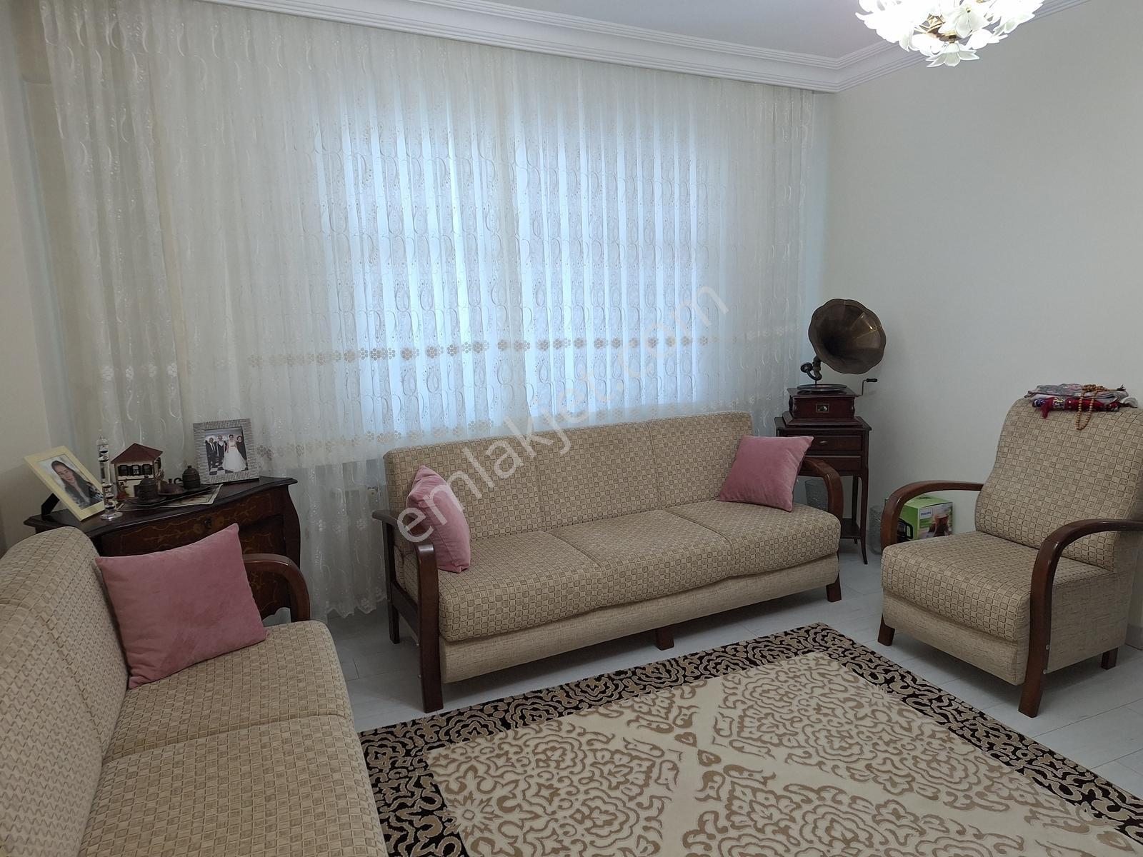 Eyüp Pierre Loti Manzaralı,masrafsız Ara Kat 3+1 Daire Akkuzudan — fotoğraf 9