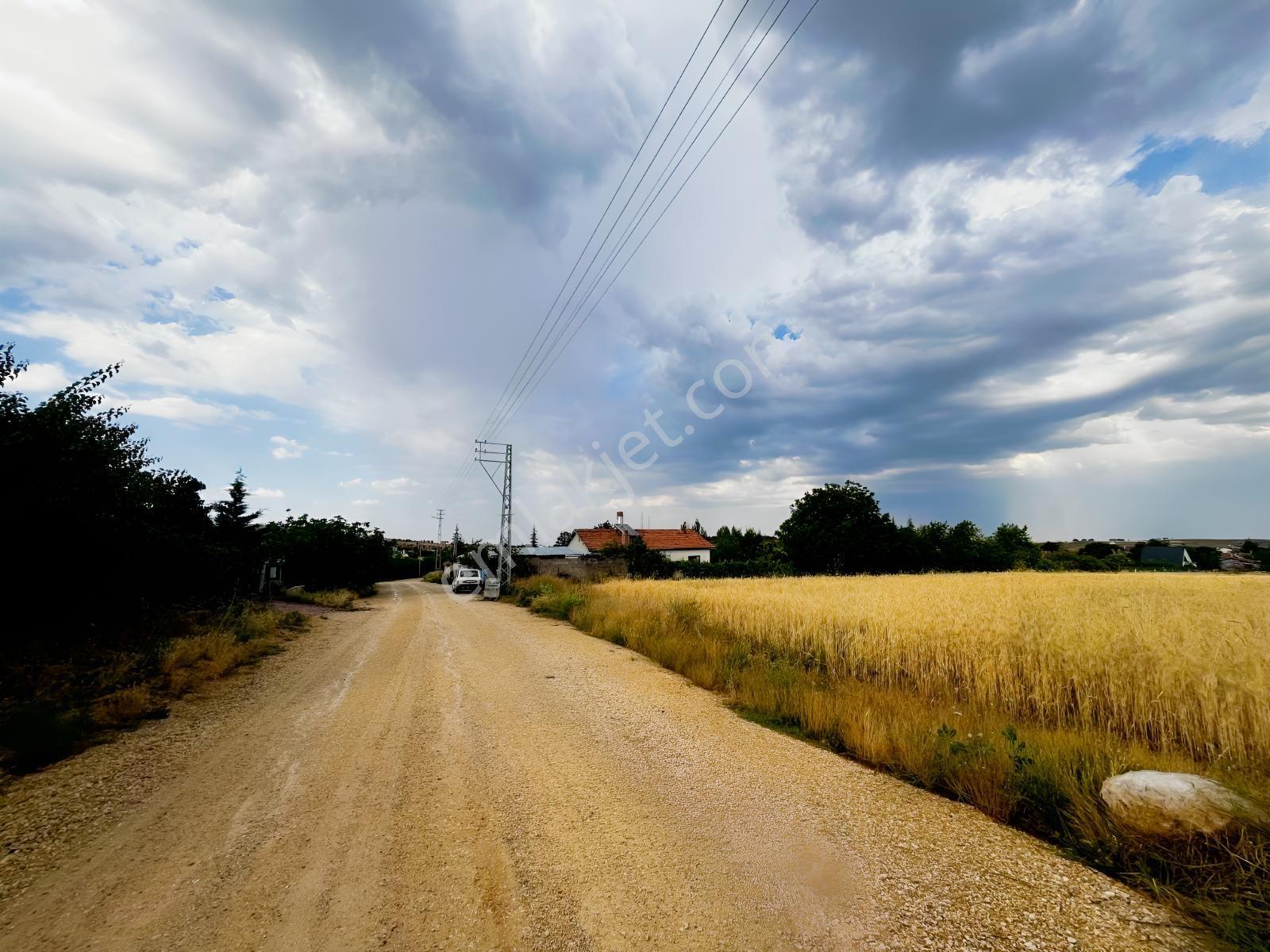 Çayırbağı Kuran Kursu Yanında 2 Kat İmarlı 14160m2 Satılık Arsa — fotoğraf 12
