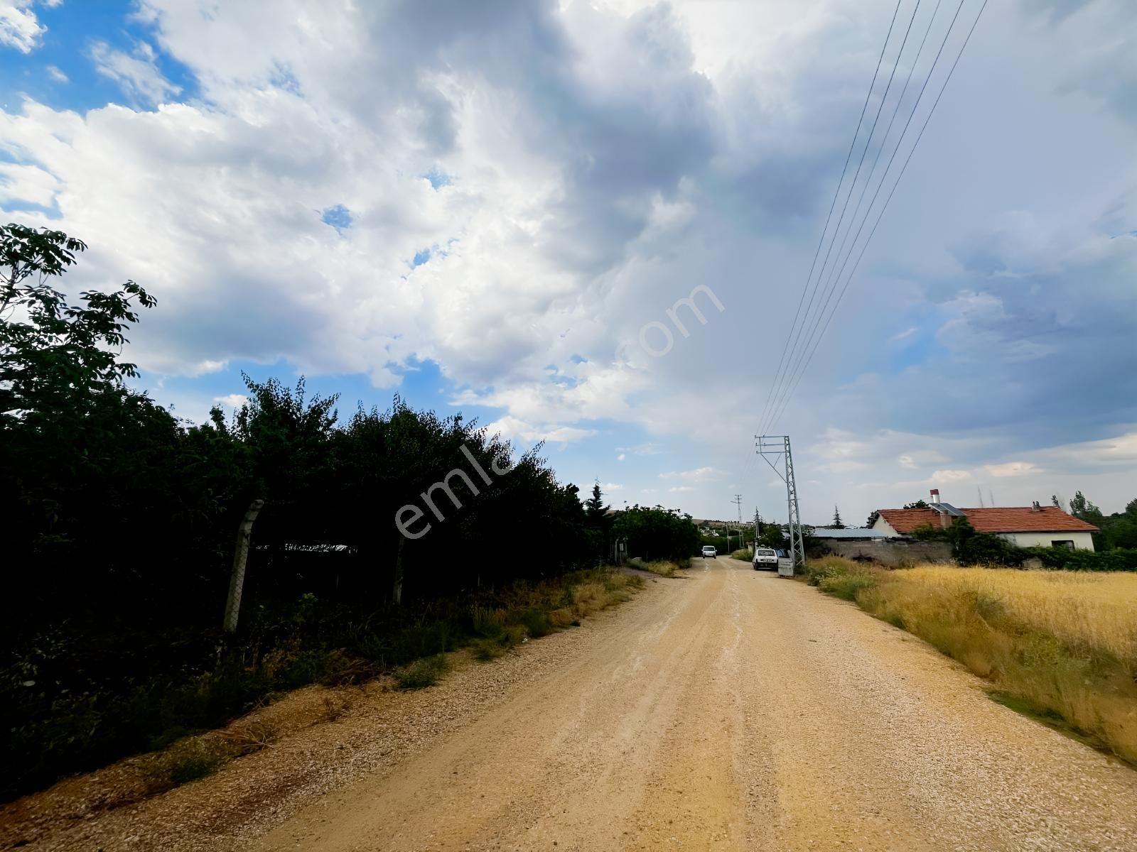Çayırbağı Kuran Kursu Yanında 2 Kat İmarlı 14160m2 Satılık Arsa — fotoğraf 15