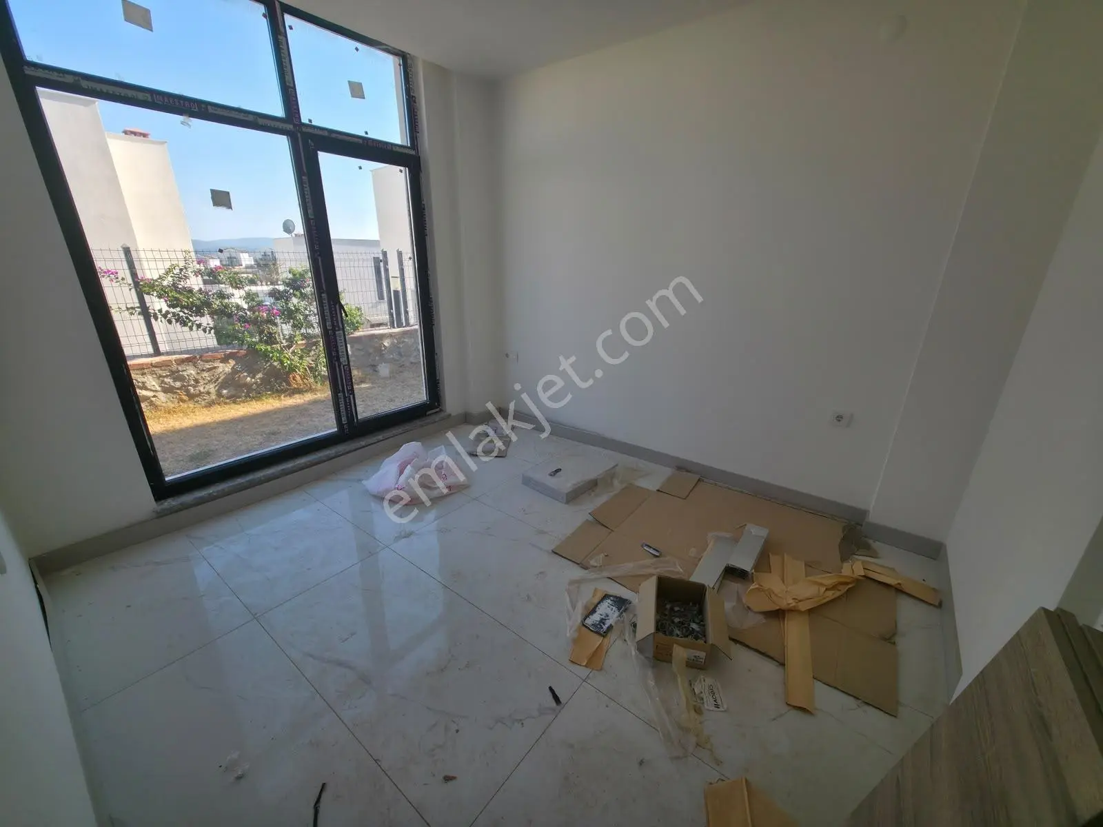 Konak Emlak'tan Kıyıkışlacık'ta Satılık Deniz Manzaralı 1+1 — fotoğraf 21