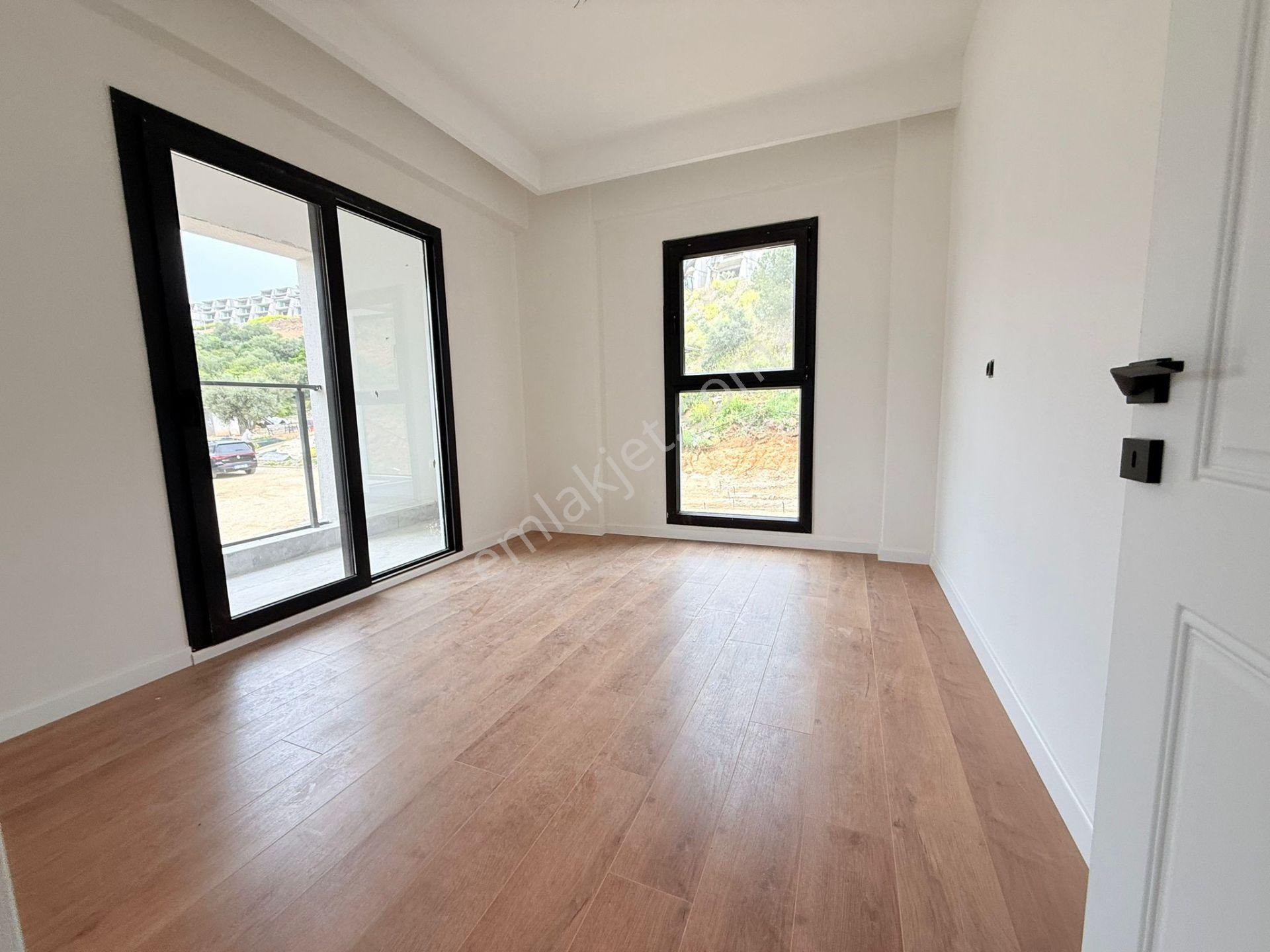 Şok Fiyat ! Aclass'dan Kuşadası'nda Satılık-7/24güvenlik-havuz-bahçe-otopark-doğalgazlı Fırsat Daire — fotoğraf 28