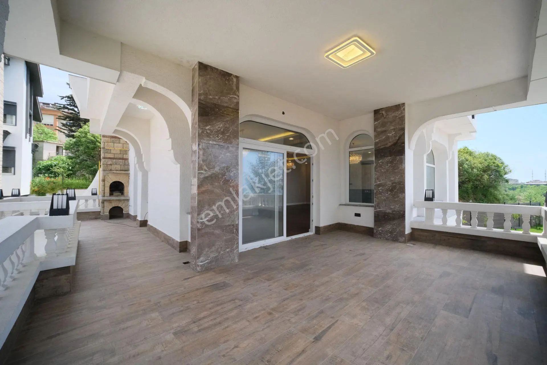Büyükçekmece Muhteşem Manzaralı 4 Katlı Full Tadilatlı Asansörlü Kapalı Açık Otoparklı Satılık Villa — fotoğraf 25