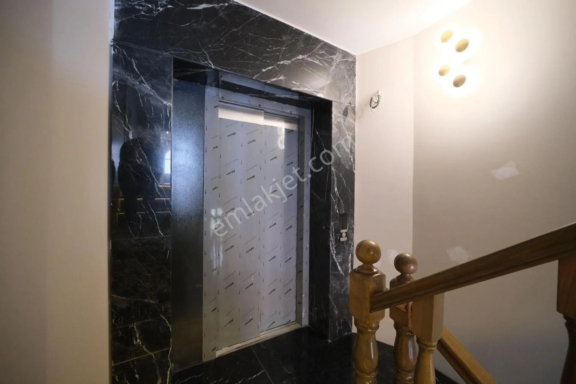 Büyükçekmece Muhteşem Manzaralı 4 Katlı Full Tadilatlı Asansörlü Kapalı Açık Otoparklı Satılık Villa — fotoğraf 31