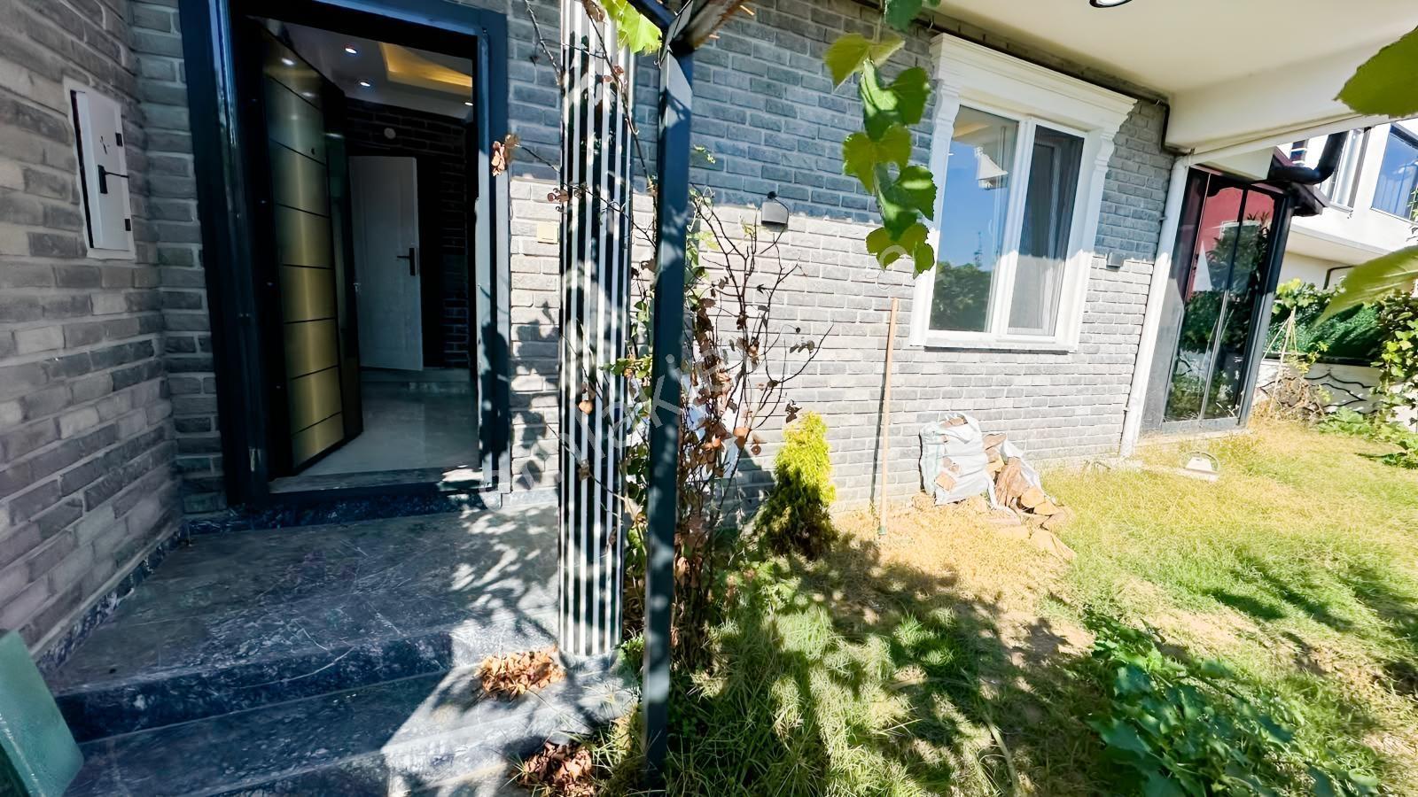 Balcıoğlundan Jakuzli Geniş Bahçeli İskanlı Kş Bahçeli 4+1 Villa — fotoğraf 2