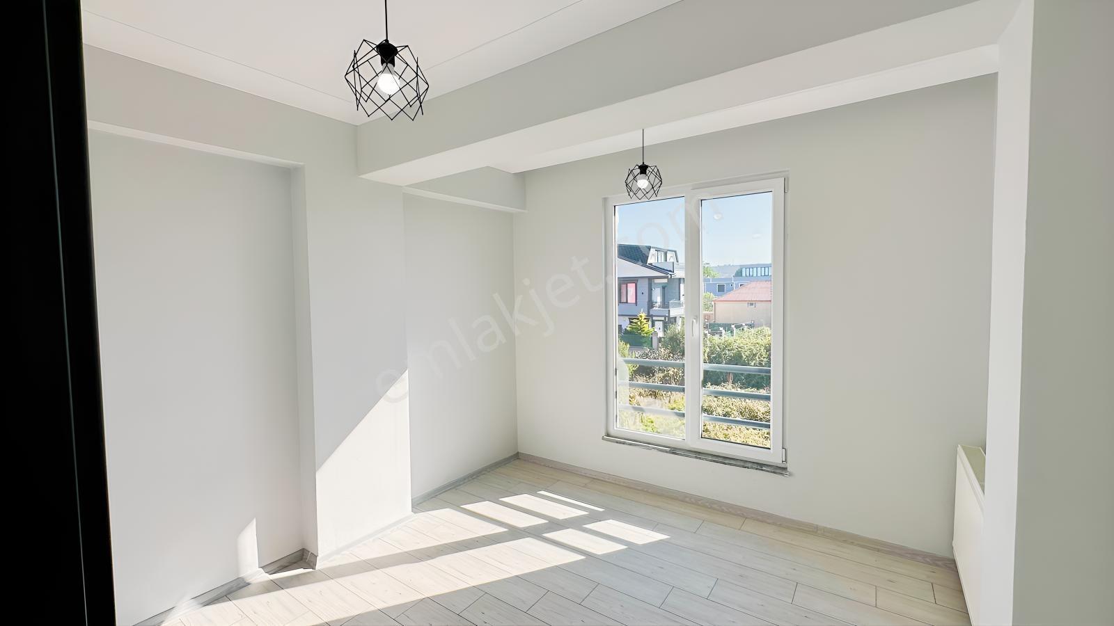 Balcıoğlundan Jakuzli Geniş Bahçeli İskanlı Kş Bahçeli 4+1 Villa — fotoğraf 12