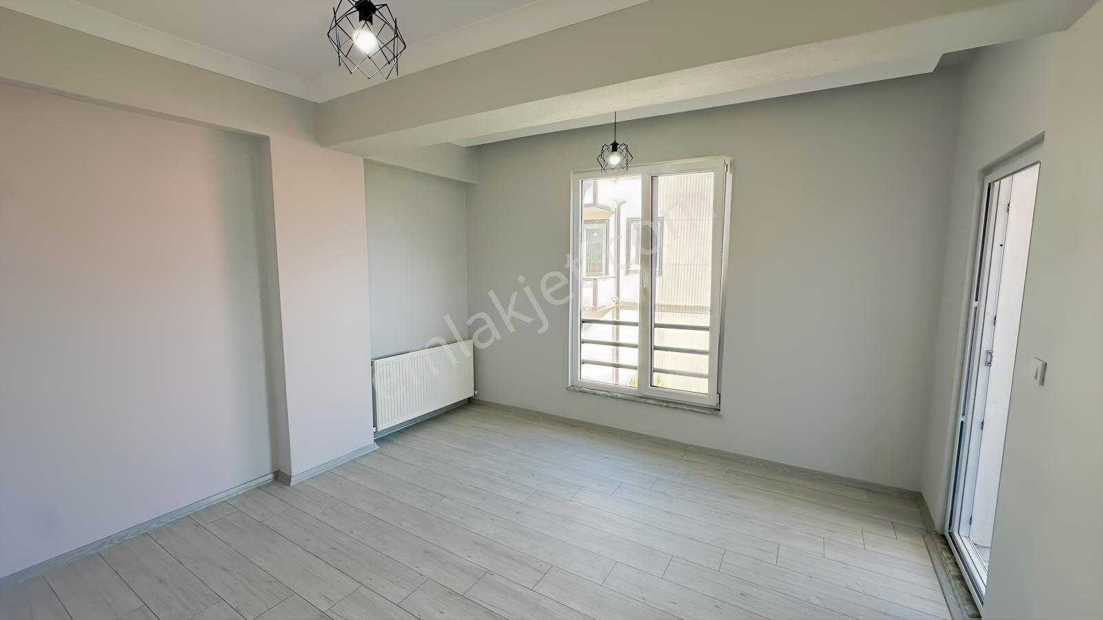 Balcıoğlundan Jakuzli Geniş Bahçeli İskanlı Kş Bahçeli 4+1 Villa — fotoğraf 17