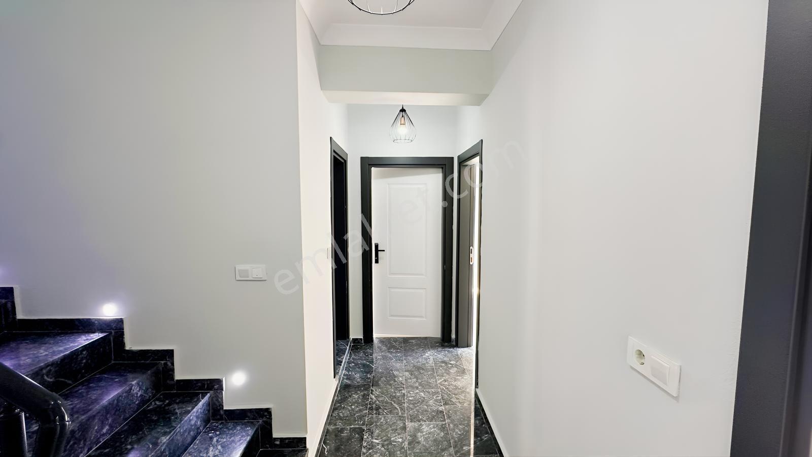 Balcıoğlundan Jakuzli Geniş Bahçeli İskanlı Kş Bahçeli 4+1 Villa — fotoğraf 20