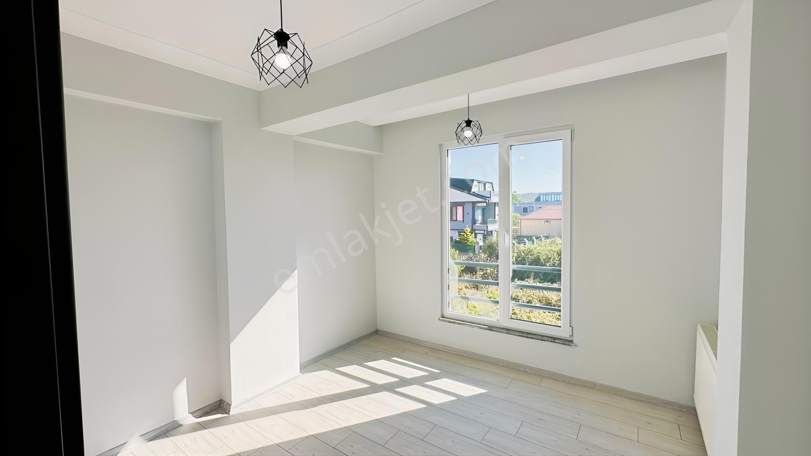 Balcıoğlundan Jakuzli Geniş Bahçeli İskanlı Kş Bahçeli 4+1 Villa — fotoğraf 21