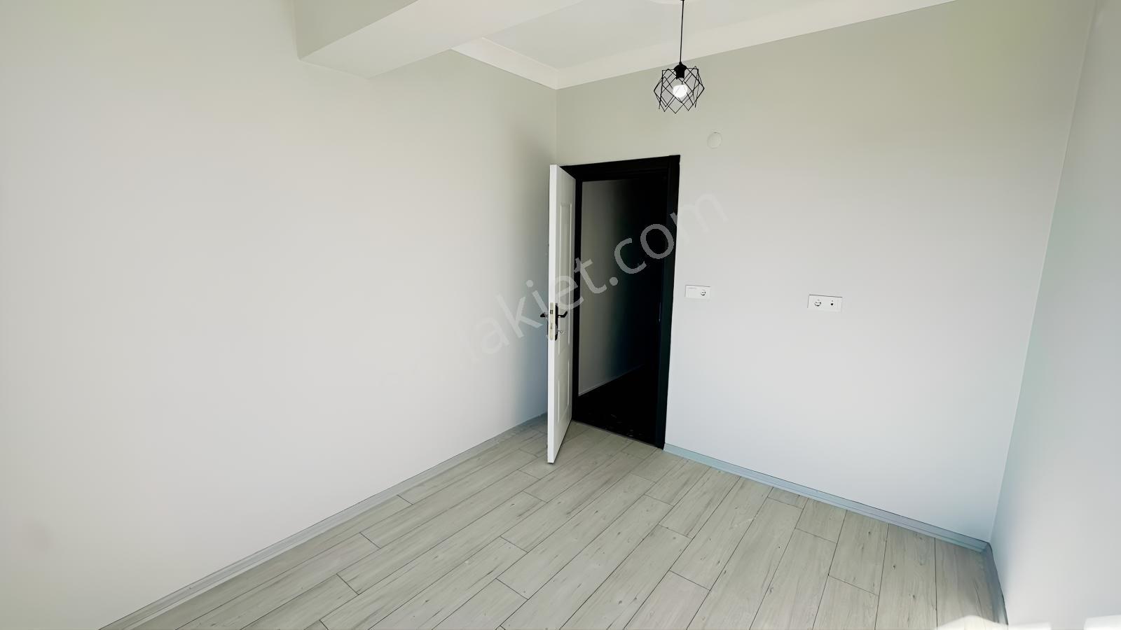 Balcıoğlundan Jakuzli Geniş Bahçeli İskanlı Kş Bahçeli 4+1 Villa — fotoğraf 34