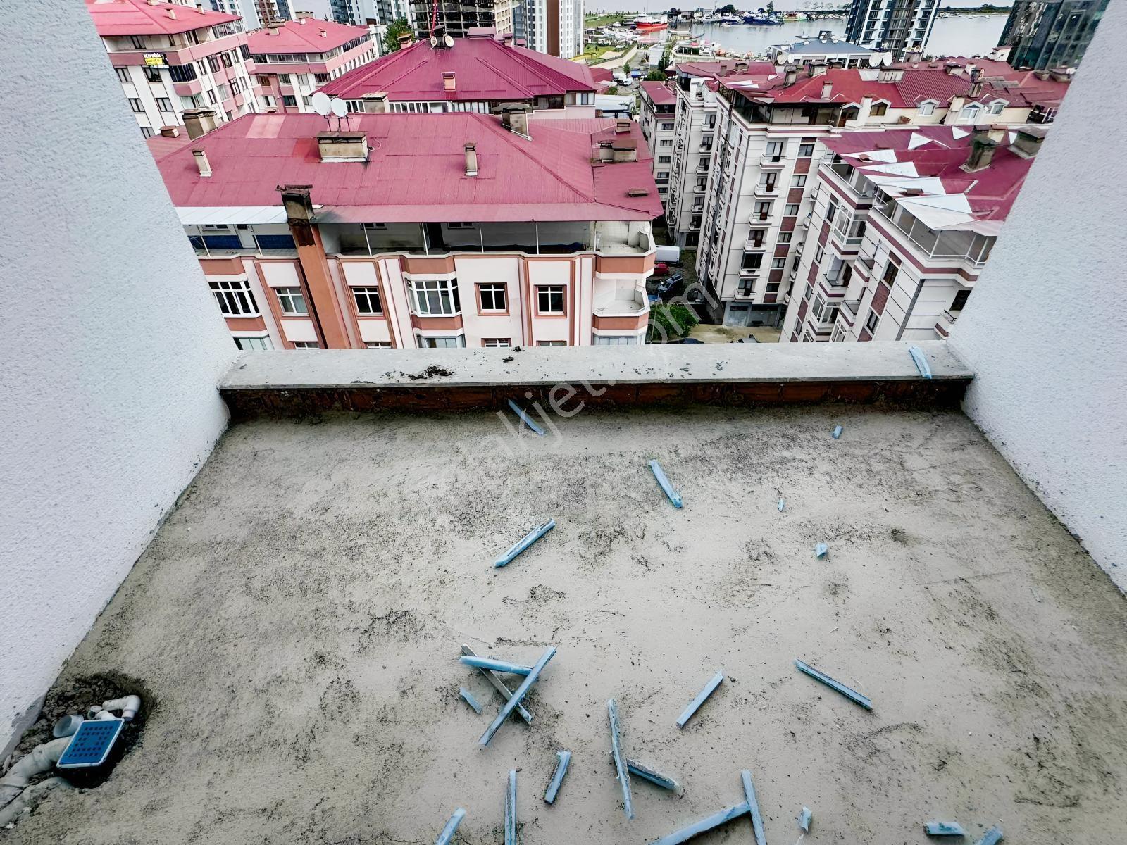 Trabzon Yomra'da Satılık 1+1 Rezidans Daire — fotoğraf 11
