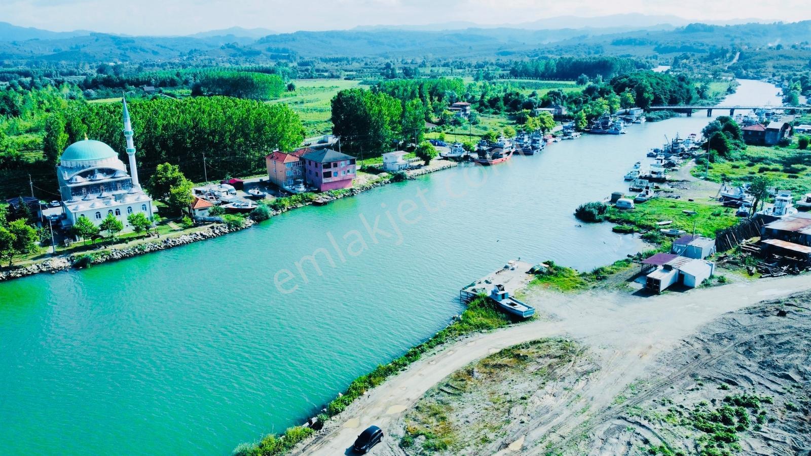 Balcıoğlundan Yalı Mahallesinde 0.70 Emsal 432 M2 Kaçmaz Arsa — fotoğraf 10