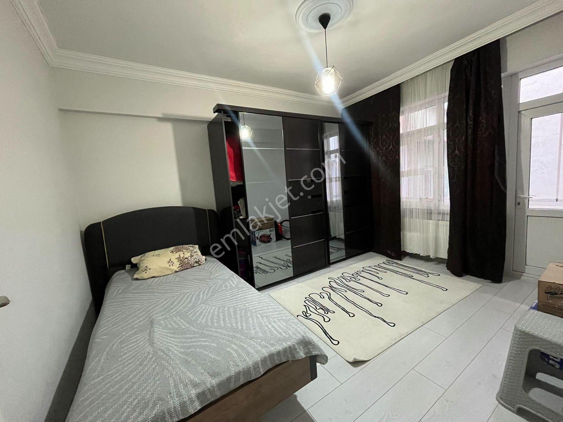 Samsun İlkadım Zafer Mahallesi'nde 2.kat 2+1 Satılık Daire — fotoğraf 3