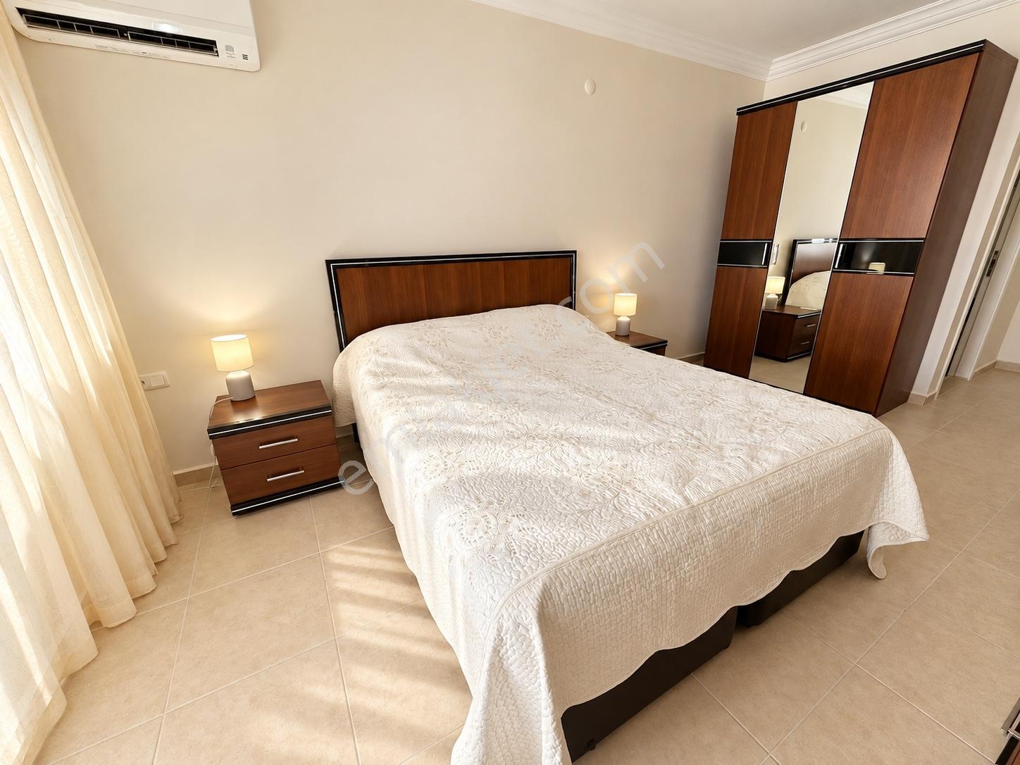 Alanya Tosmur Kale Ve Dağ Manzaralı Eşyalı 3+1 Daire — fotoğraf 6