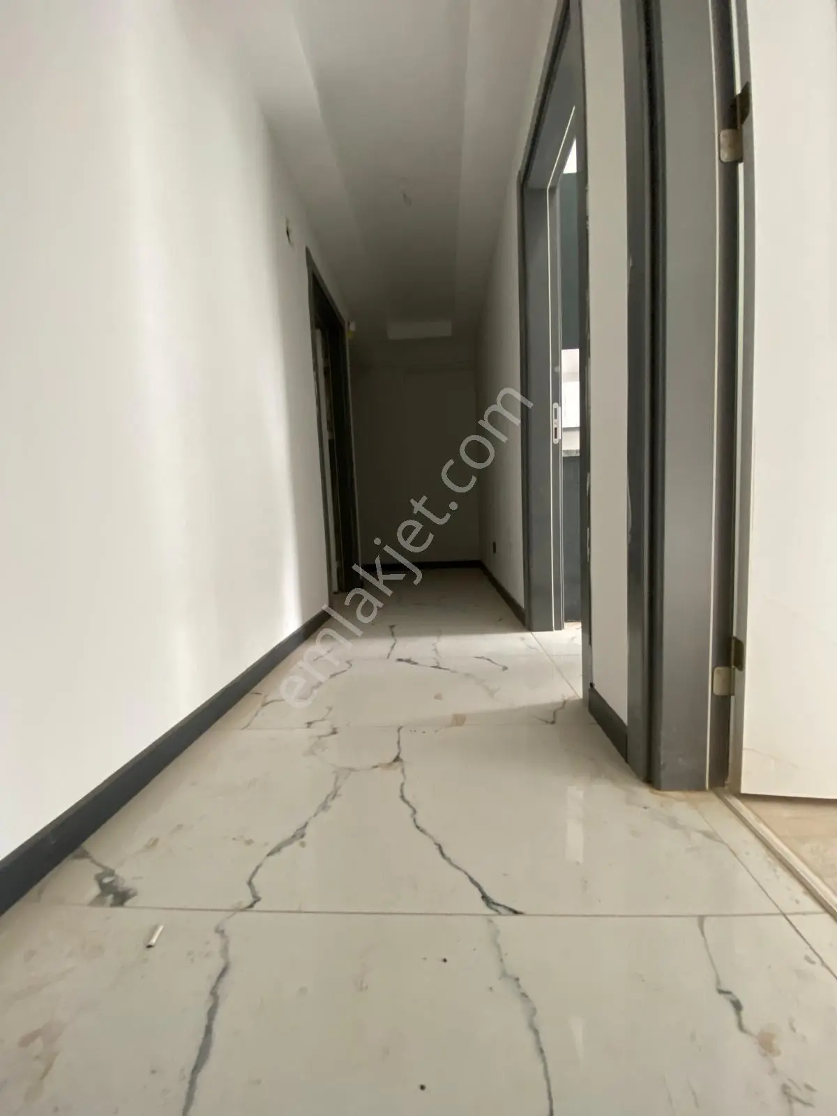 Akhisar Seyit Ahmet Mahallesi'nde Sıfır 2+1 Satılık Daire — fotoğraf 4