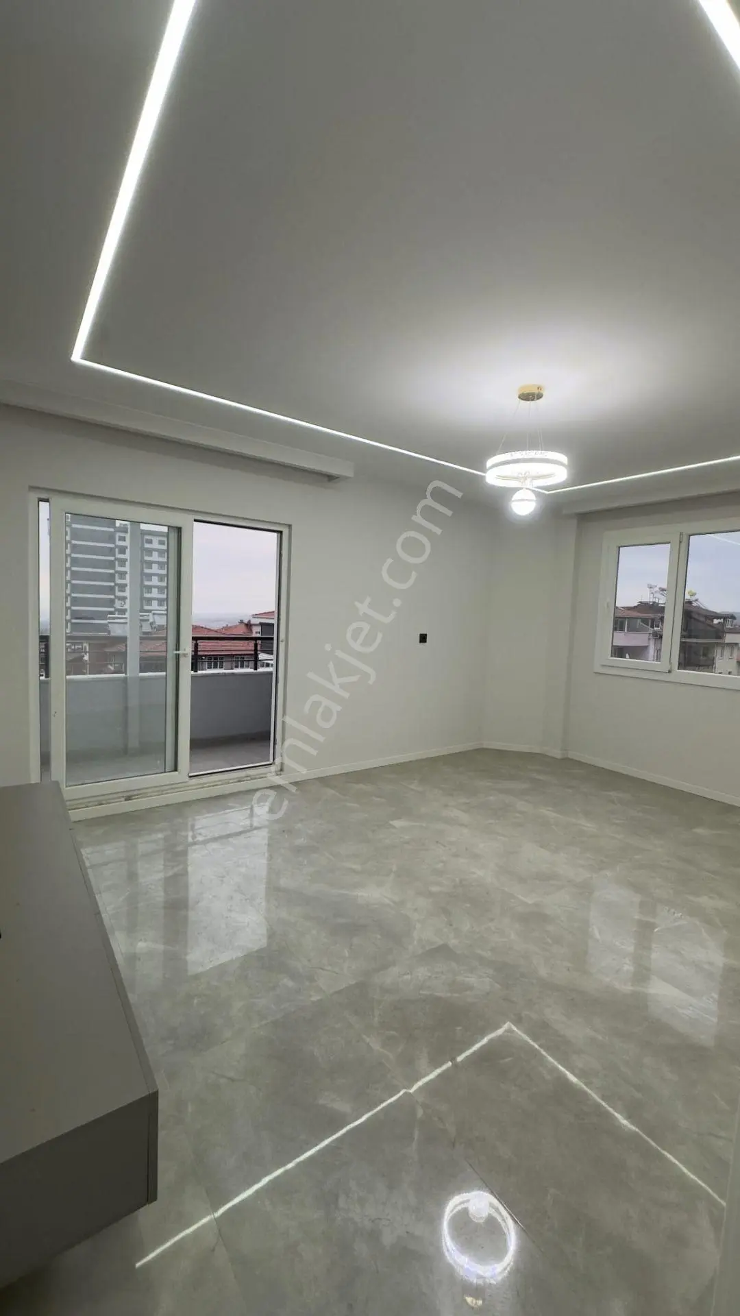 Kervansaray Mevkisinde 3+1 140 M2 Satılık Daire