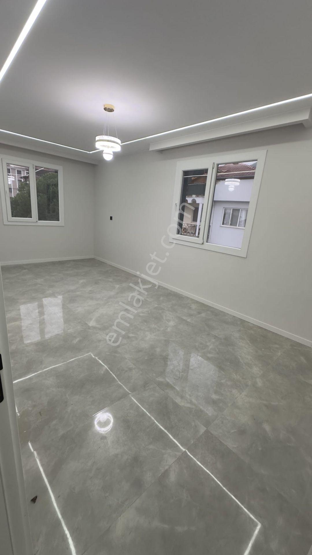 Kervansaray Mevkisinde 3+1 140 M2 Satılık Daire — fotoğraf 3
