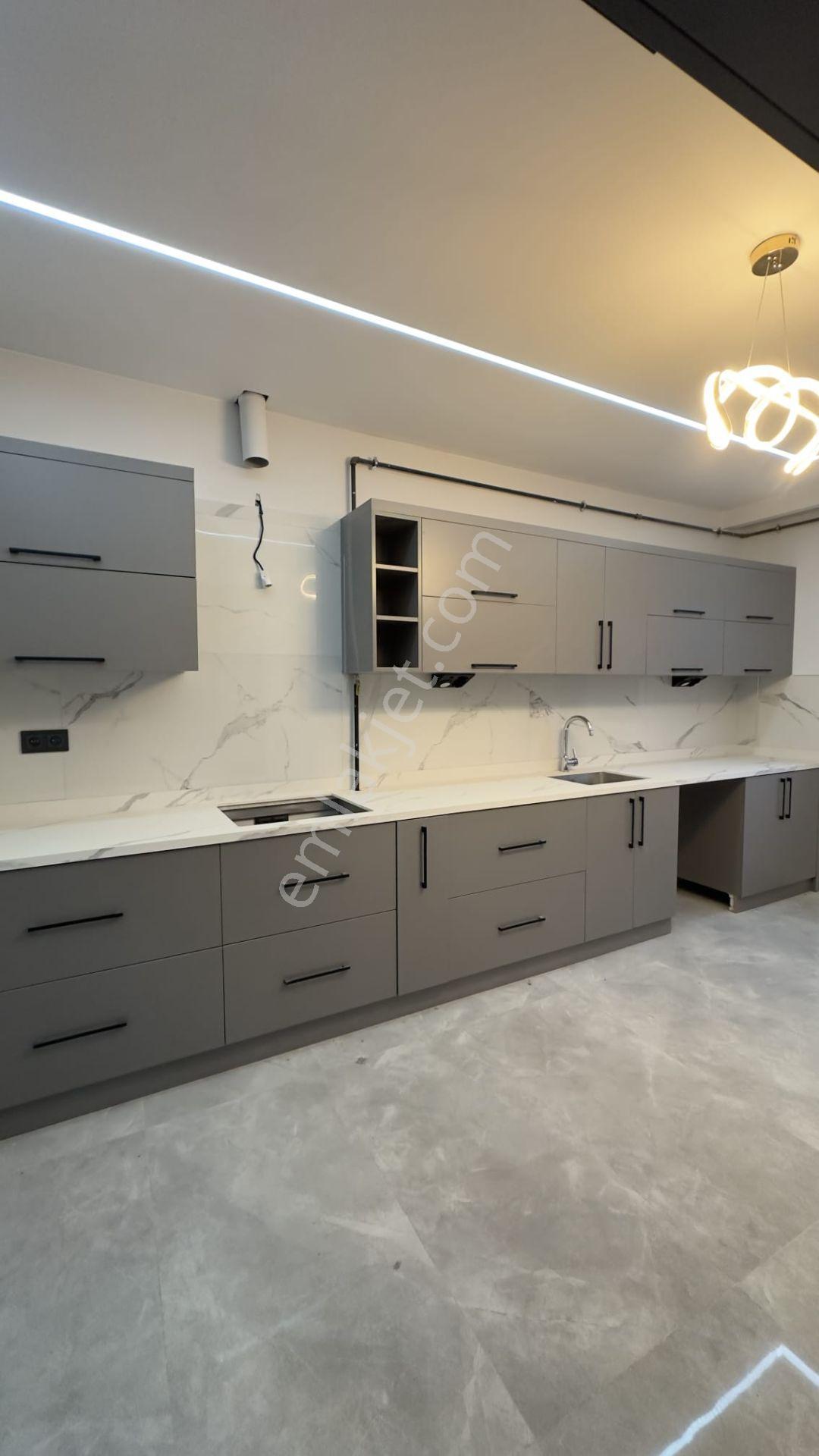 Kervansaray Mevkisinde 3+1 140 M2 Satılık Daire — fotoğraf 12