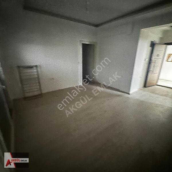 Akgül Emlak'tan Merkezi Konumda 1+1 Satılık Daire — fotoğraf 5