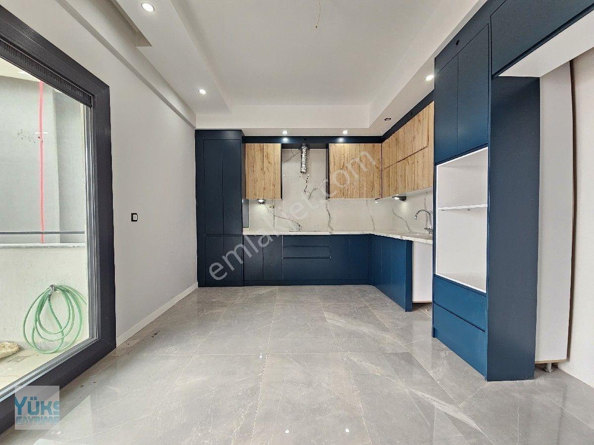 Denizli Bereketler Mahallesinde Hastaneye Yakın 3+1 180 M2 Lüks İşçilikte Satılık Fırsat Daire — fotoğraf 2