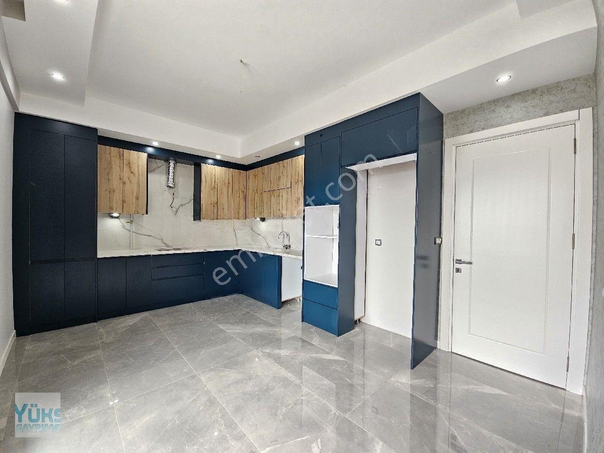 Denizli Bereketler Mahallesinde Hastaneye Yakın 3+1 180 M2 Lüks İşçilikte Satılık Fırsat Daire — fotoğraf 5