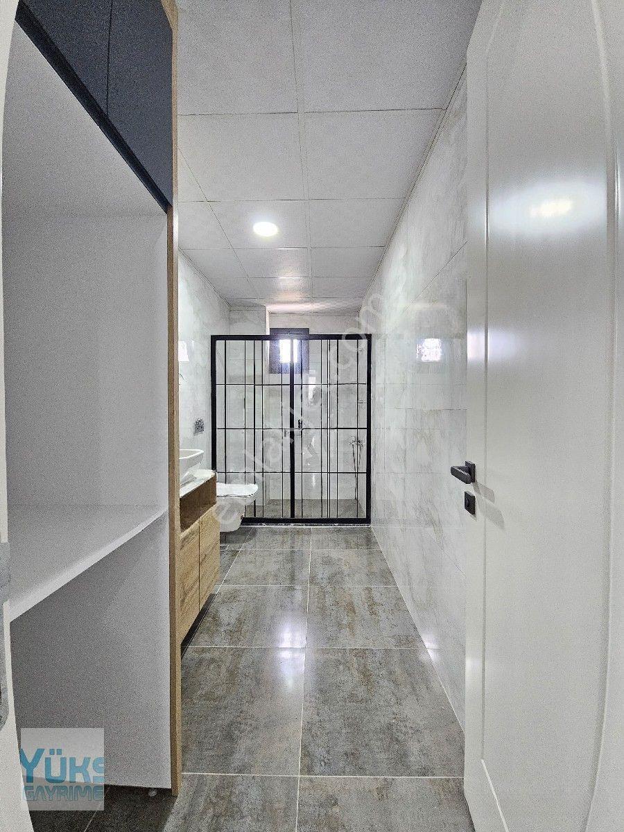 Denizli Bereketler Mahallesinde Hastaneye Yakın 3+1 180 M2 Lüks İşçilikte Satılık Fırsat Daire — fotoğraf 24