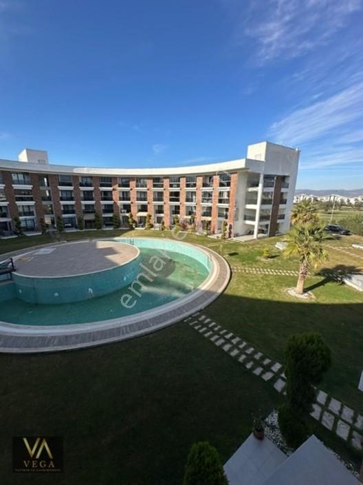 Villalar Bölgesinde 1+1 Site İçinde Satılık Arakat Daire — fotoğraf 2