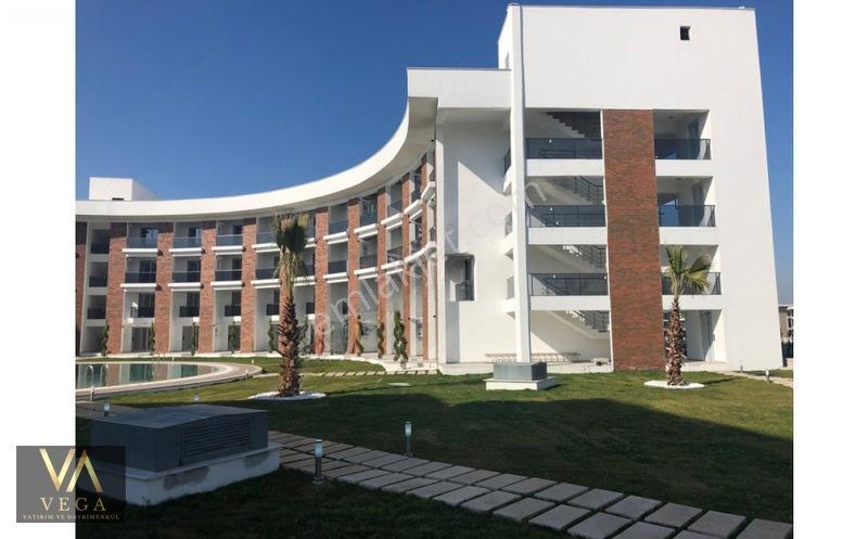 Villalar Bölgesinde 1+1 Site İçinde Satılık Arakat Daire — fotoğraf 4