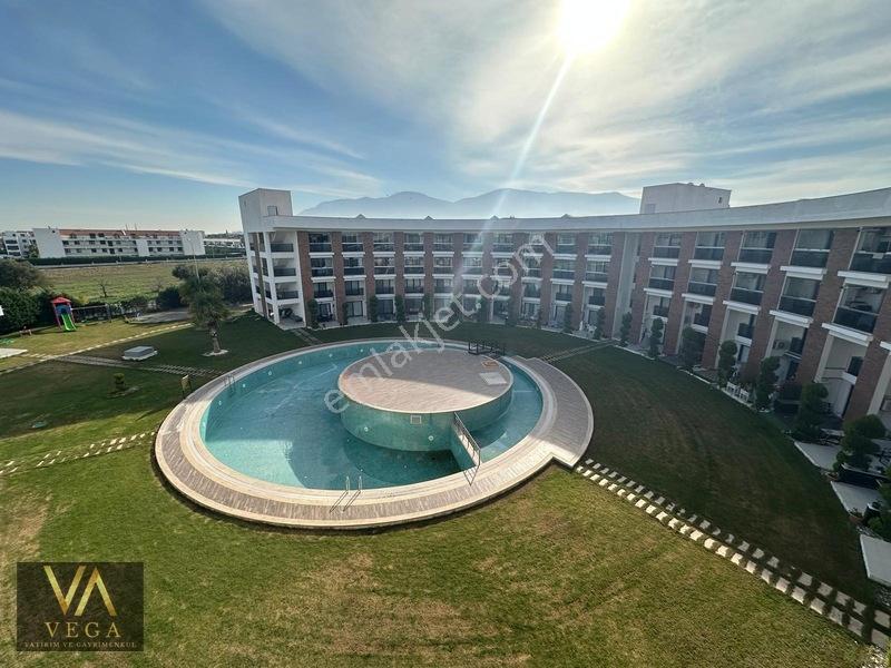 Villalar Bölgesinde 1+1 Site İçinde Satılık Arakat Daire — fotoğraf 6